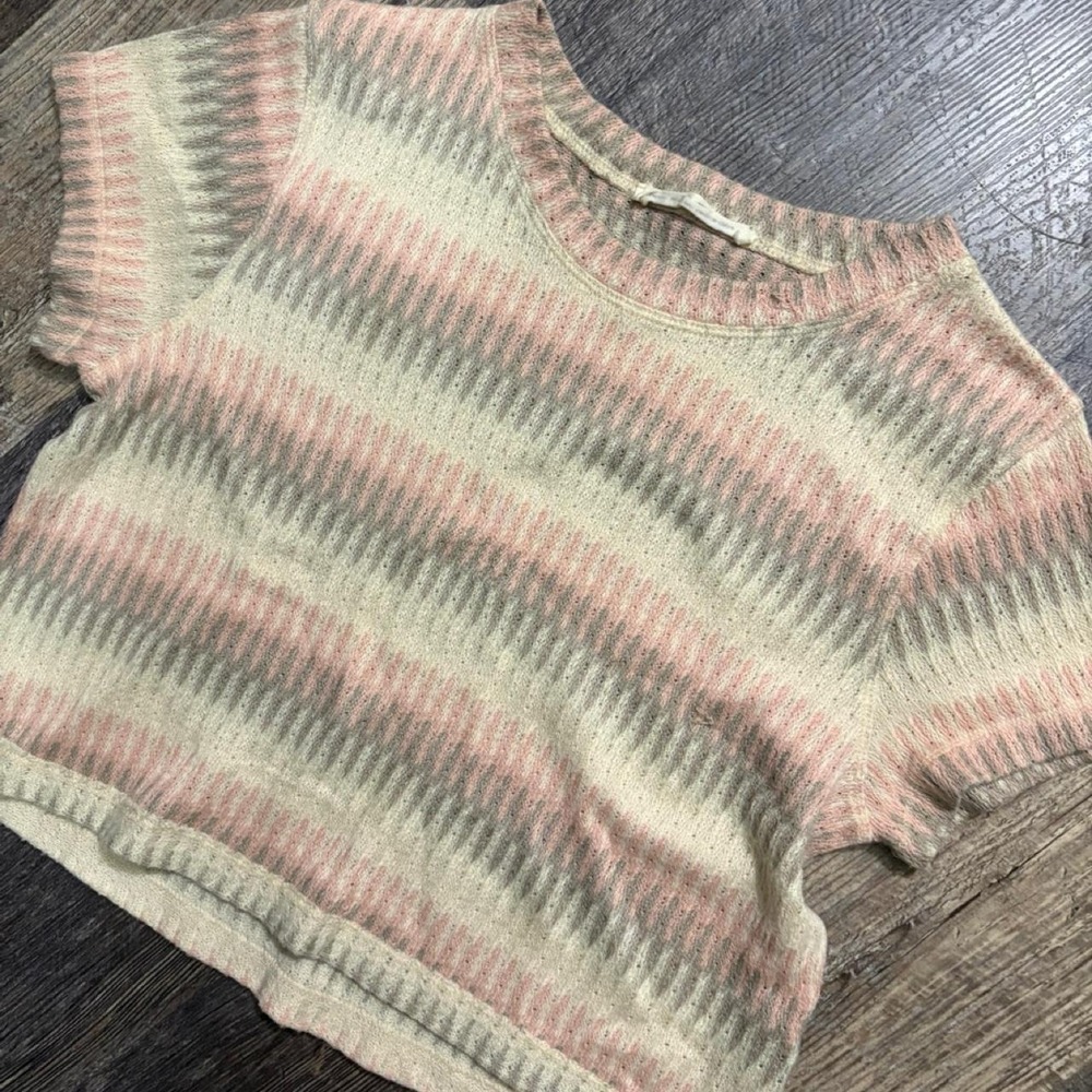We The Free pink and grey knitted crop top size small